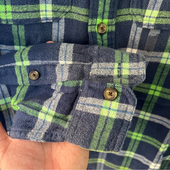 Brand new Abercrombie & Fitch flannel shirt - Picture 4 of 6